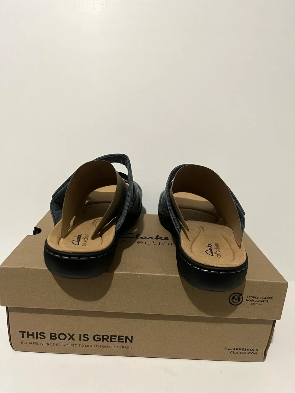 Clarks Laurieann Nora Sandals in Blue/Gray Leather.